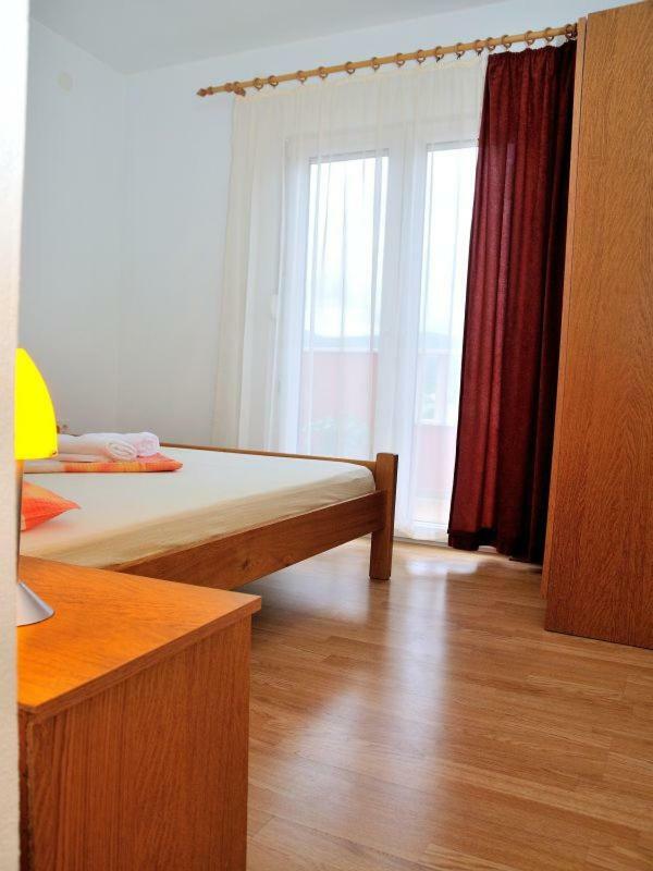 Apartments Mira Rogoznica  Buitenkant foto